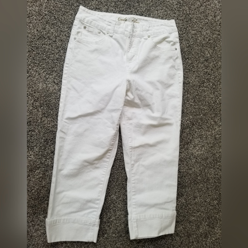 Code Bleu white capri Jean's size 10